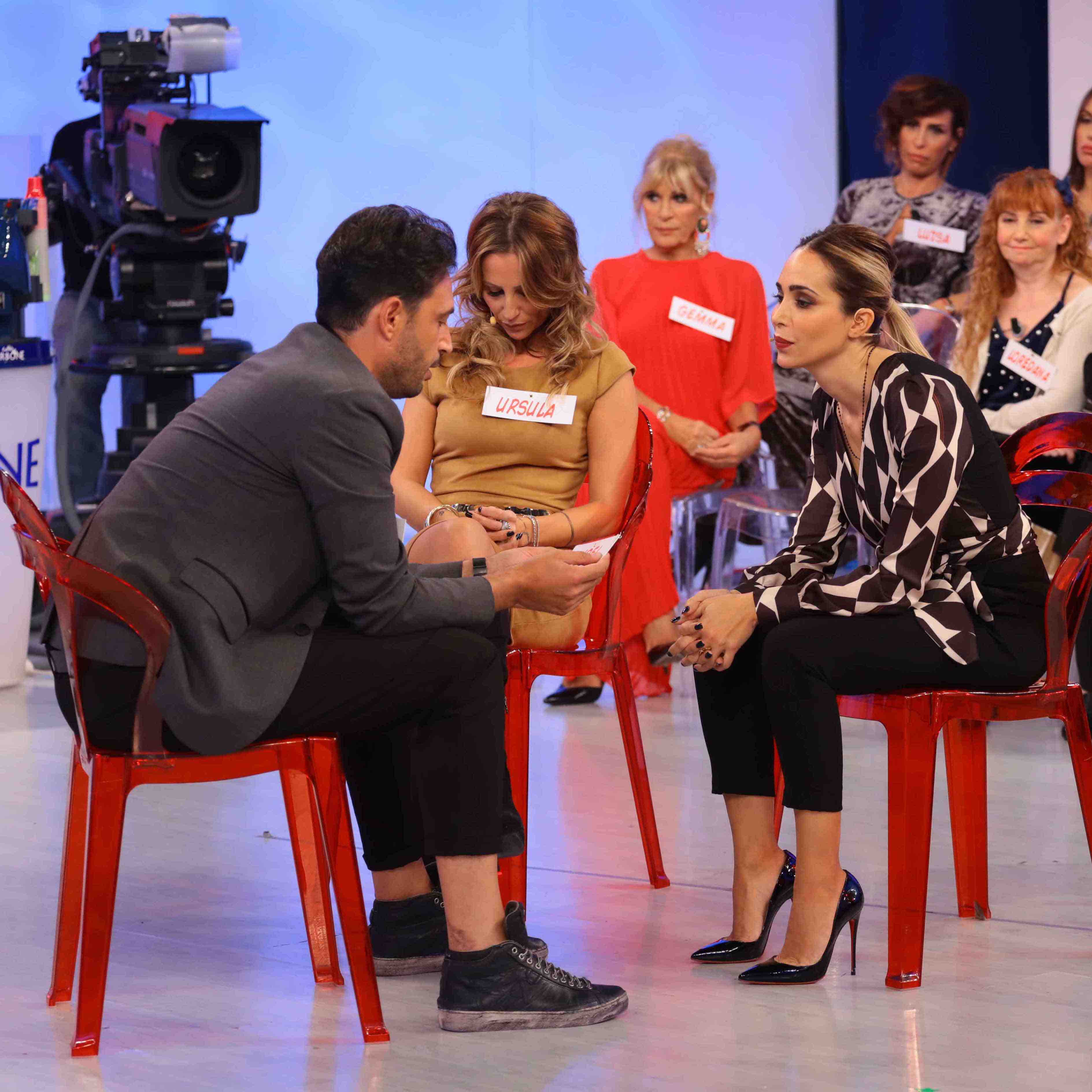 Uomini E Donne Puntata Del 12 Novembre 2021