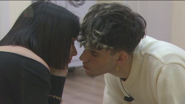 L'inedito di Aka7even in radio 27 gennaio - Amici Clip ...